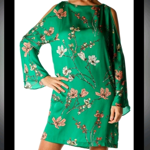 Zara Green Floral Open Shoulder Shift Dress. Size M - Picture 2 of 11